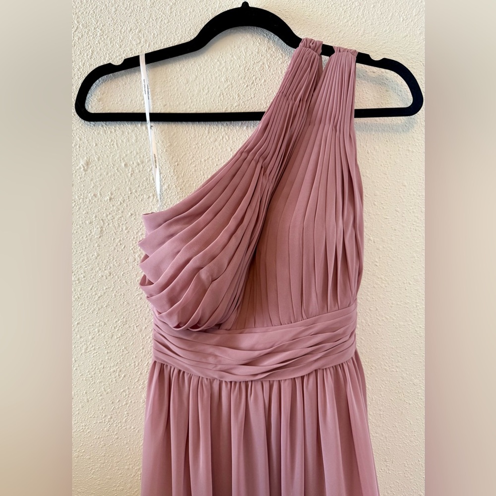 Elegant pink pleated dress. Tried on, but never worn.